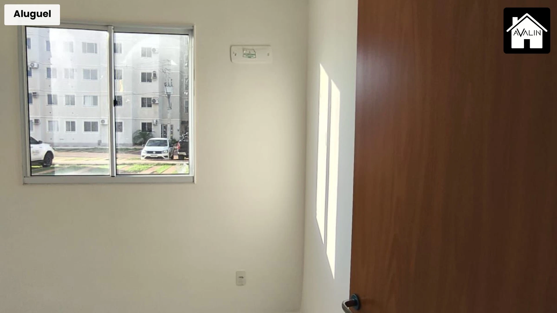 ALUGO APARTAMENTO TÉRREO NO CONDOMÍNIO CHAPADA RAVIERA