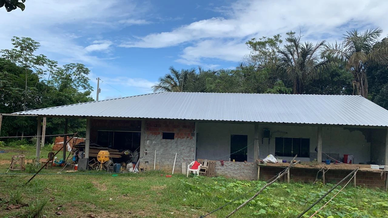 Sítio com 2 dormitórios à venda, 3136 m² por RS 500.000 - Zona Rural - Iranduba-AM