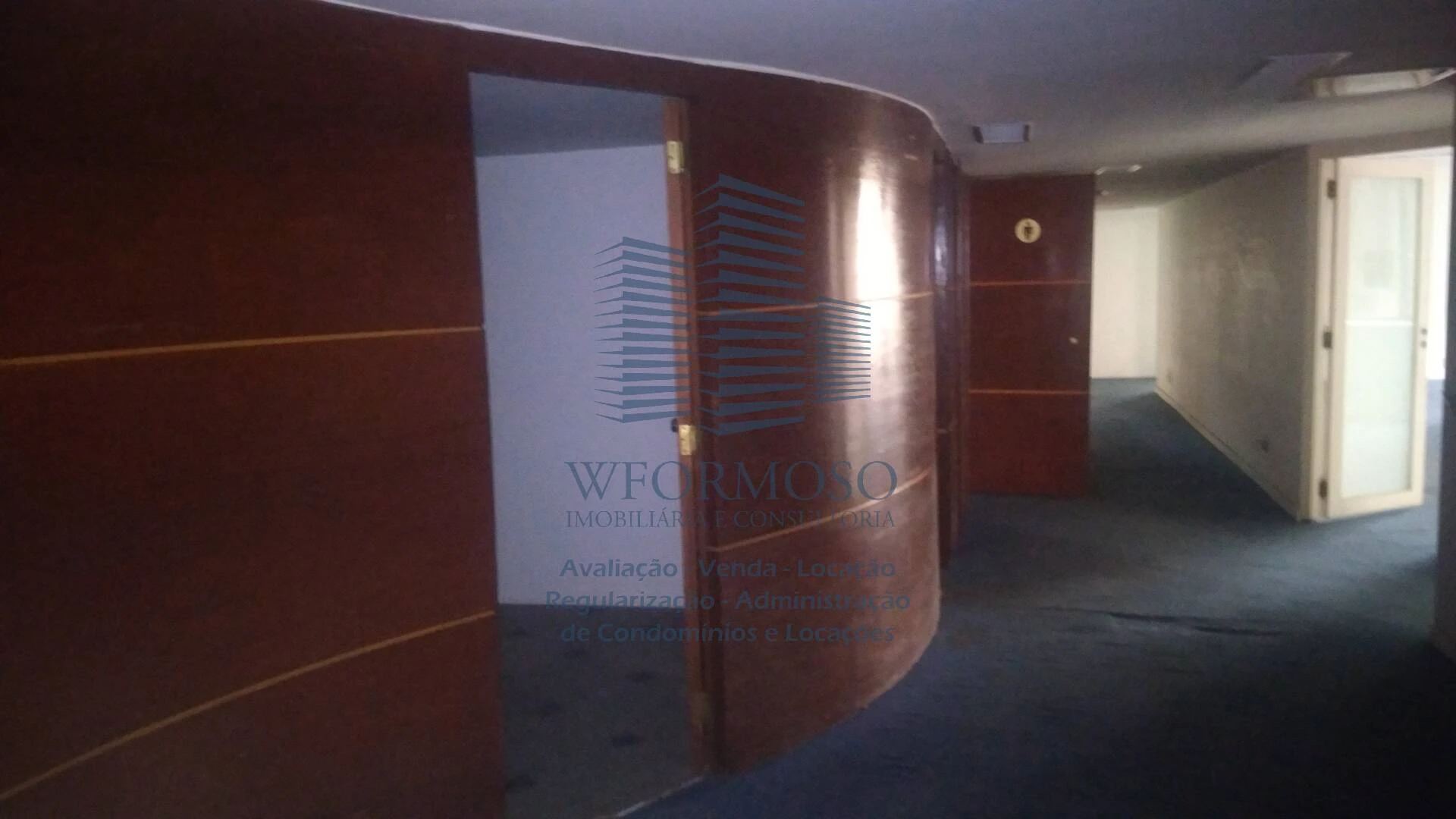 Andar comercial 678m² locação na Praça Pio X centro