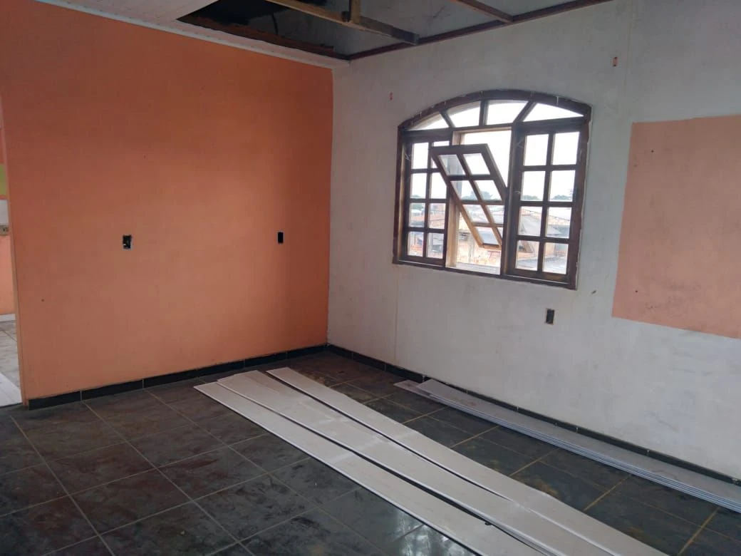 Prédio à venda, 480 m² por RS 390.000 - Novo Aleixo - Manaus-AM