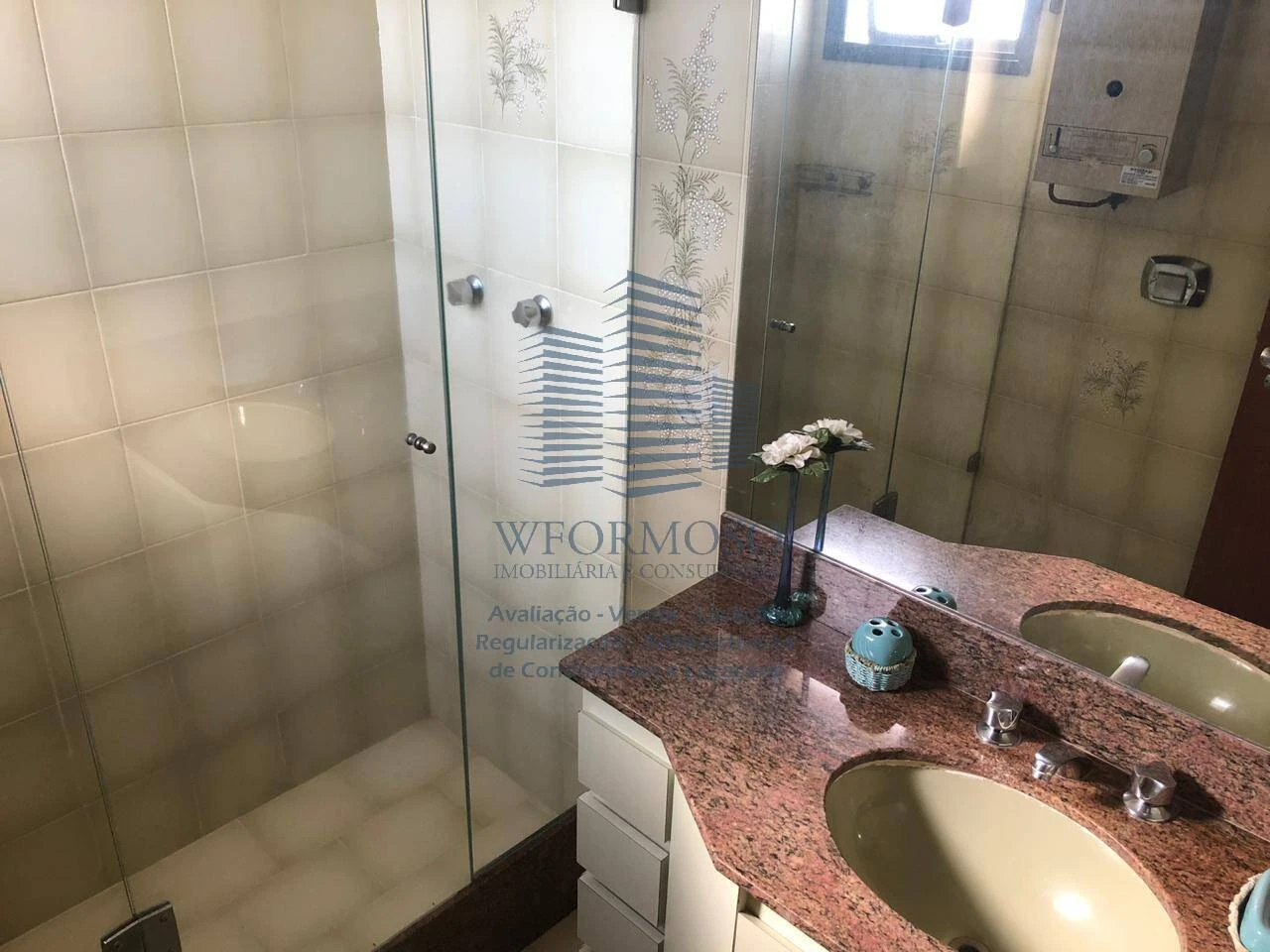 Cobertura duplex 3 quartos  200m2 rua Valparaiso  Tijuca
