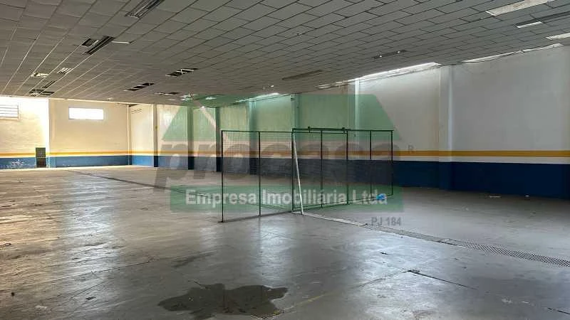 Aluga-se Imóvel Comercial em excelente localização