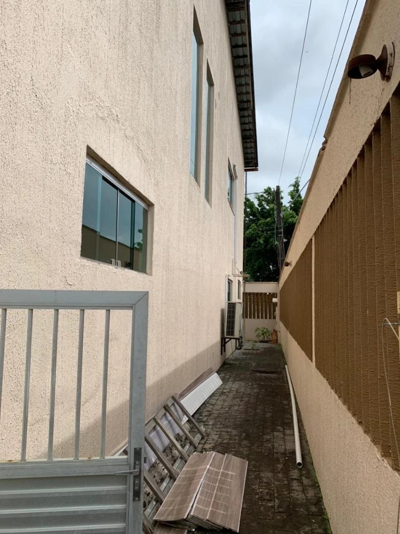 Belíssima casa com 4 suítes à venda, 680 m² por RS 4.000.000 - Dom Pedro - Manaus-AM