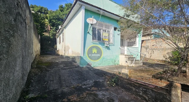 JCCA20168 – Casa linear vazia sala 2 quartos.