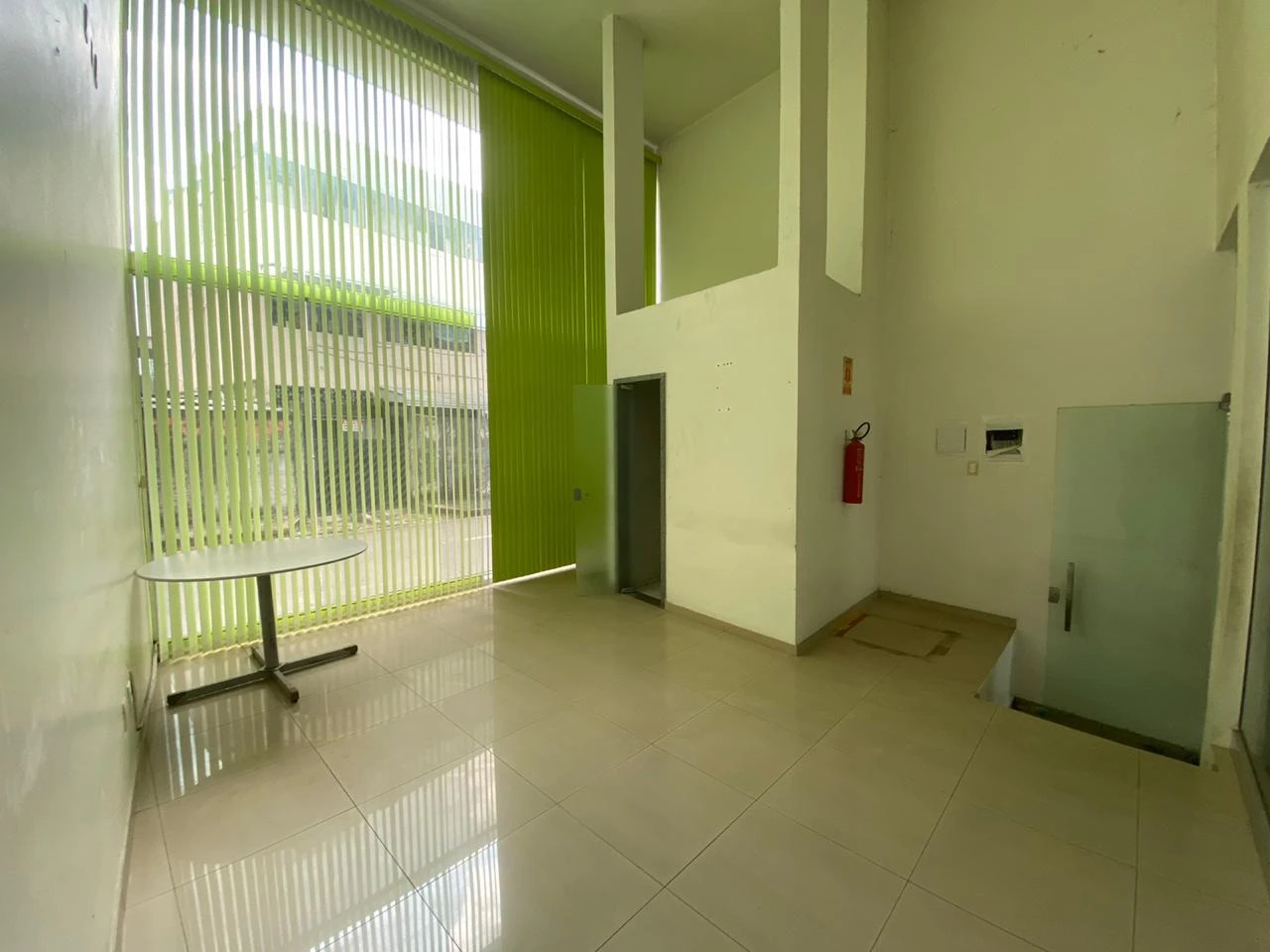 Loja para alugar, 39 m² por RS 1.800,00-mês - Chapada - Manaus-AM