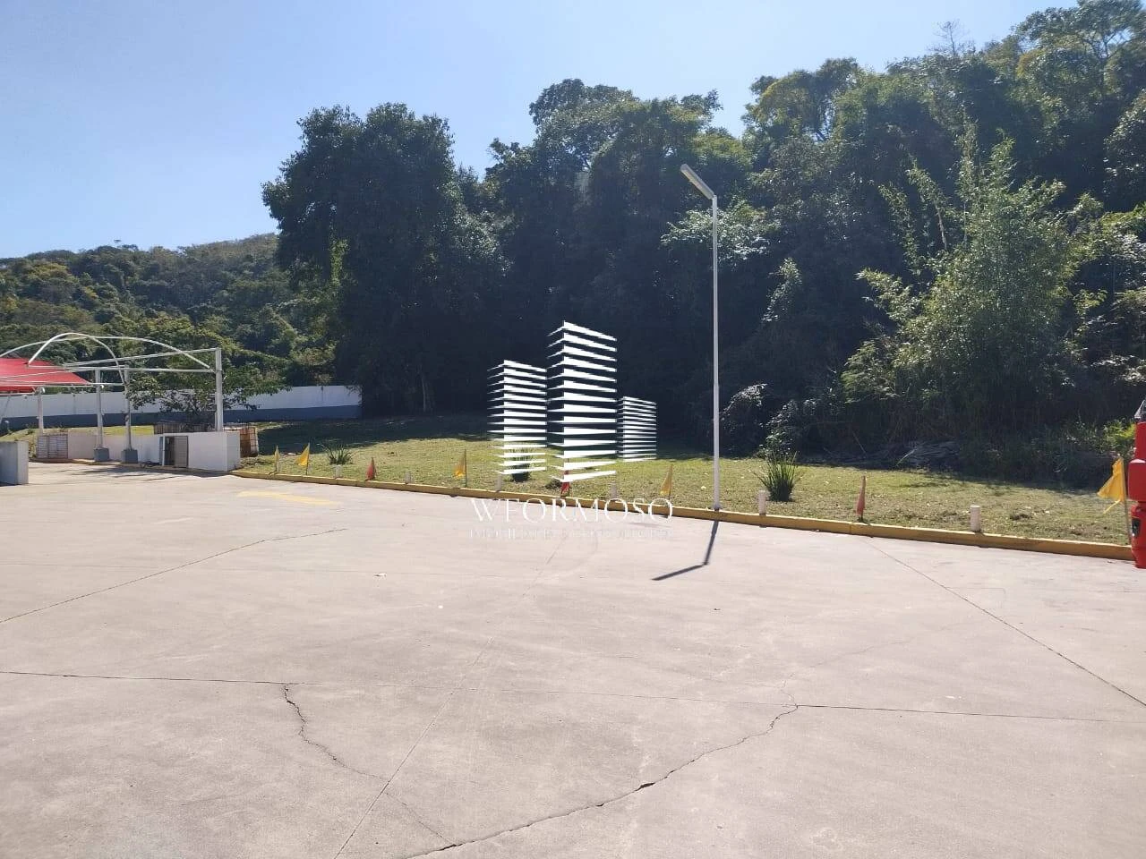 Terreno 34.000m² à venda na Estrada do Magarça em Guaratiba