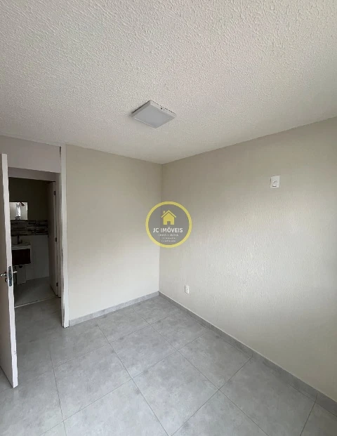 JCAP20463 – Apartamento vazio sala 2 quartos.