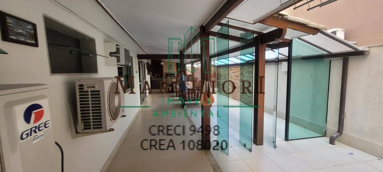 3 quartos, home office, 2 vagas, pé na areia