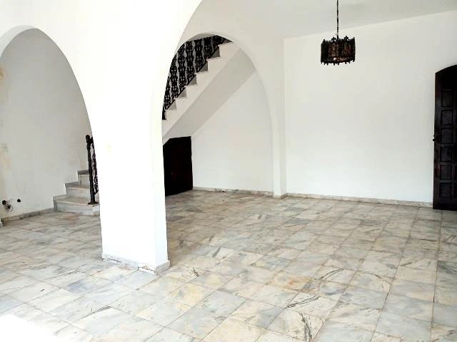 JCCA20225 Ótima casa em excelente localização.