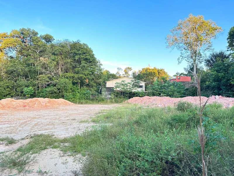 VENDE 2400M2 DE TERRA DENTRO DE CONDOMINIO PARCIALMENTE MURADO NA PONTA NEGRA POR APENAS 1.350.000,0