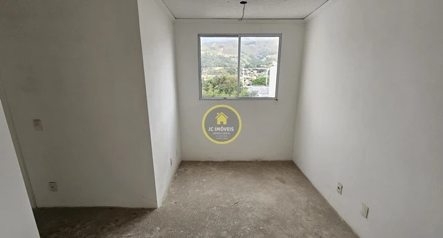 JCAP20400 – Apartamento vazio sala e 2 quartos em Nova Iguaçu.