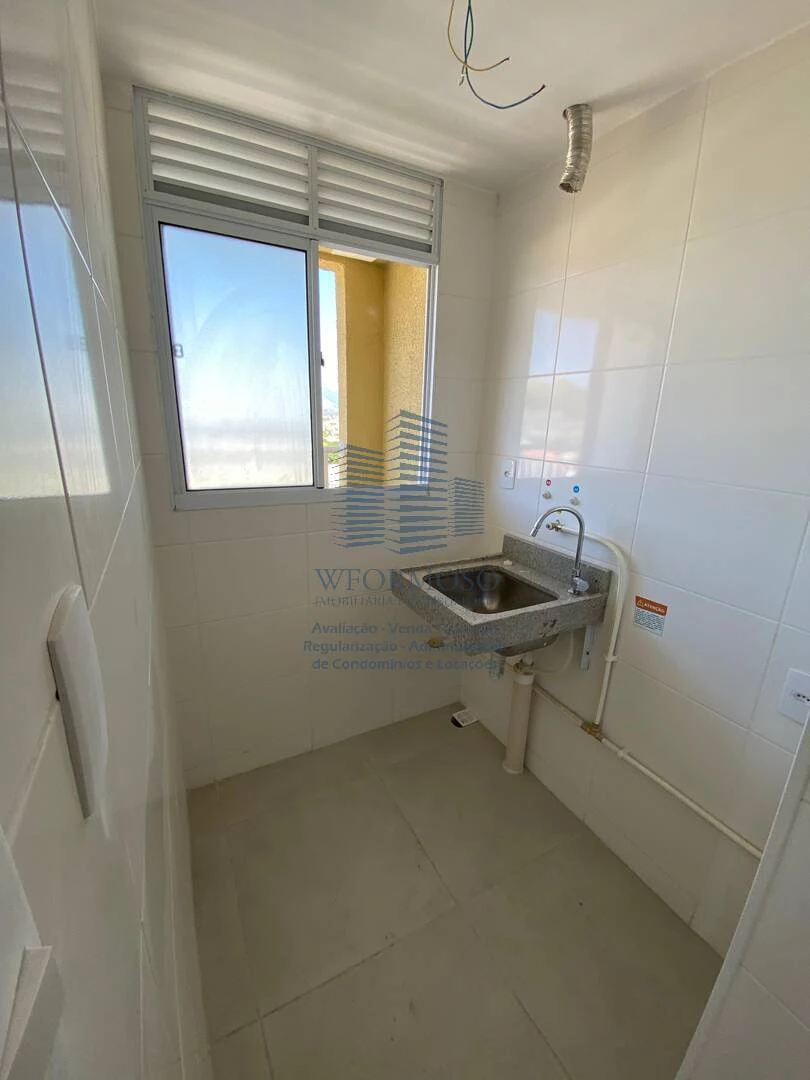 Apartamento à Venda 2 quartos suíte vaga 46m² Est.do Barro Vermelho Colégio
