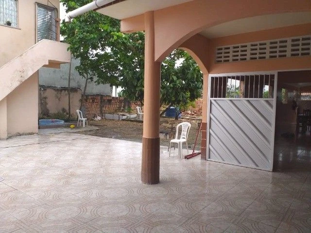 Linda casa com 5 quartos à venda, 300 m² por RS 1.200.000 - Parque 10 de Novembro - Manaus-AM