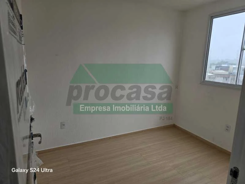 Apto semi mobiliado disponível para locação na ponta negra