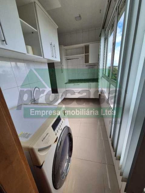 Apartamento :  / Residencial / Parque Dez de Novembro