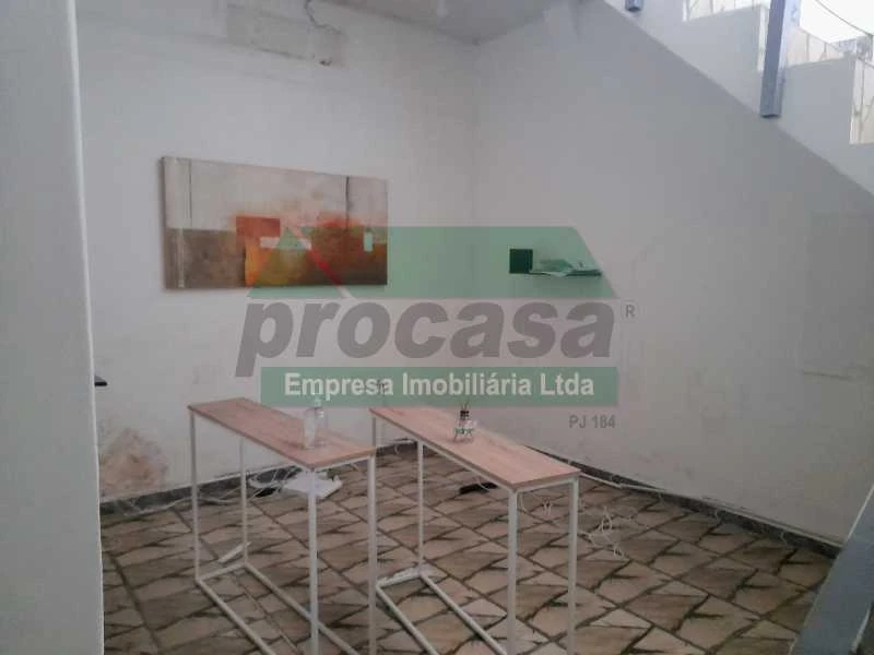 Sala comercial duplex disponível para locaçao