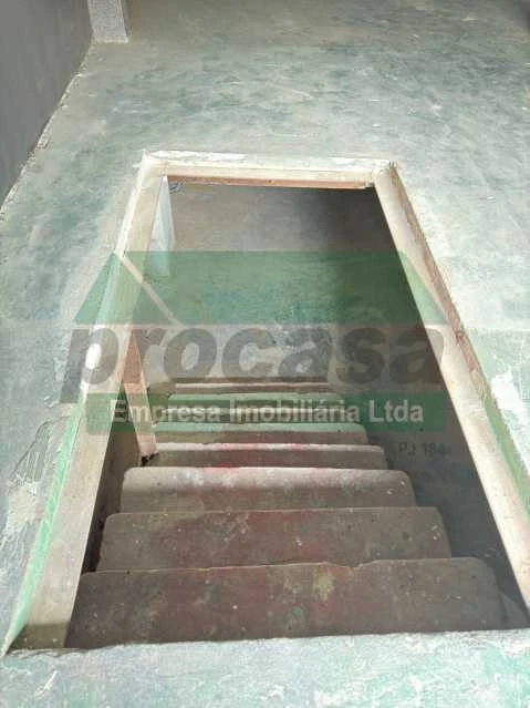 ALUGA-SE LOJA/DEPOSITO NO BAIRRO COMPENSA