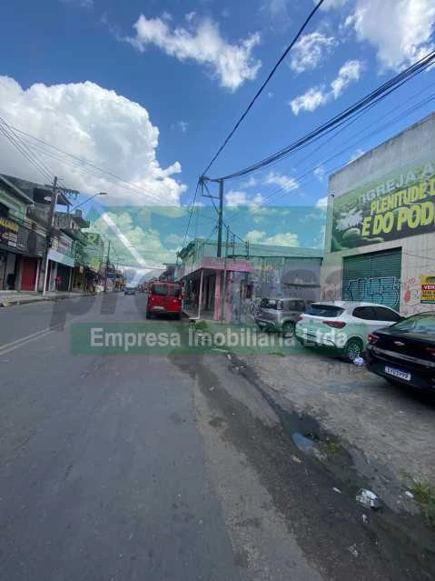 Galpão :  / Comercial / Cidade de Deus / R$ 1.300.000,00