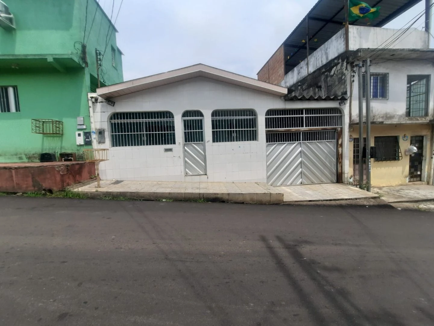 Casa com 3 dormitórios para venda, 180 m² / venda: $ 583.000,00 - Nova Esperança - Manaus-AM