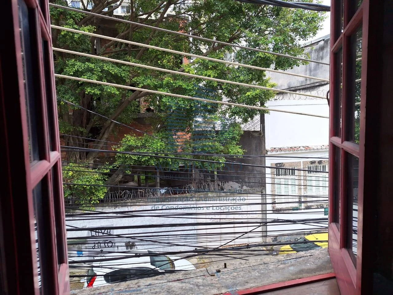Prédio com galpão 1.200m² à venda na Rua Maia Lacerda