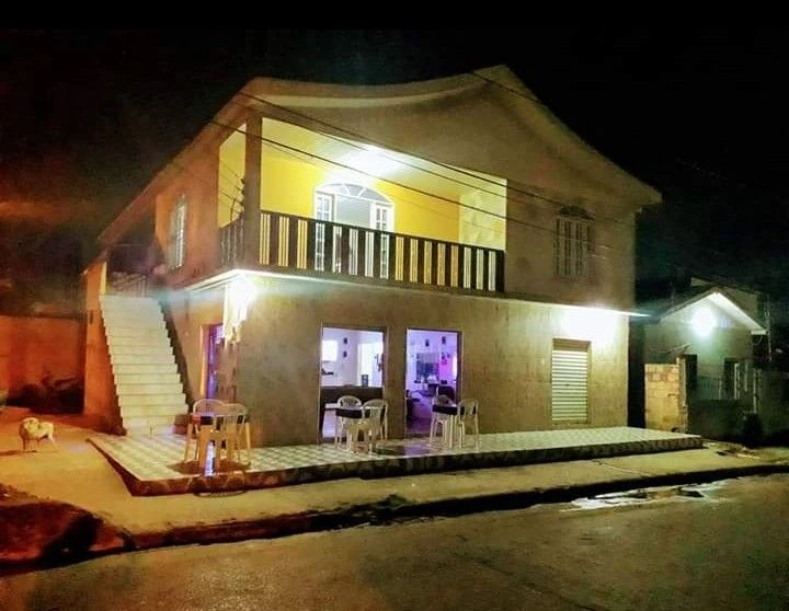 Ótimo prédio à venda, 487 m² por RS 500.000 - Colônia Santo Antônio - Manaus-AM