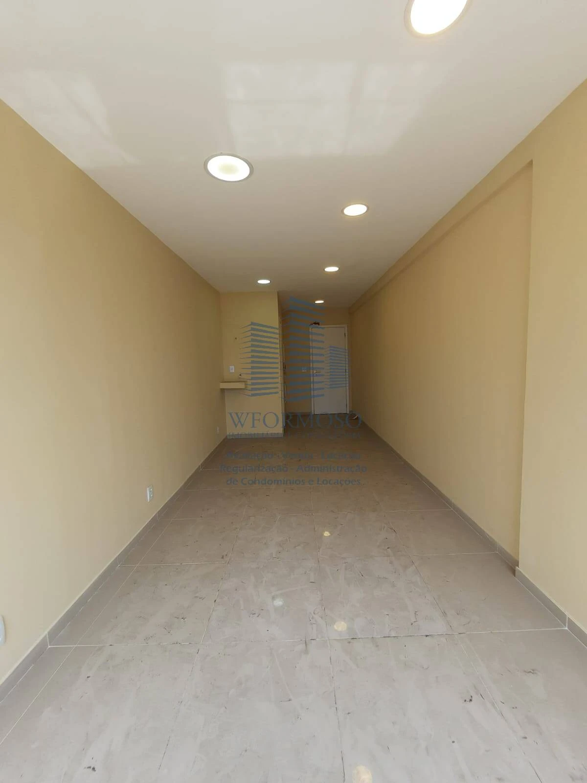 Sala comercial 25m2 para locação na Avenida das Américas Recreio