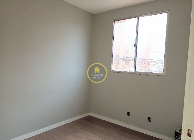 JCAP20423 – Apartamento vazio sala 2 quartos.