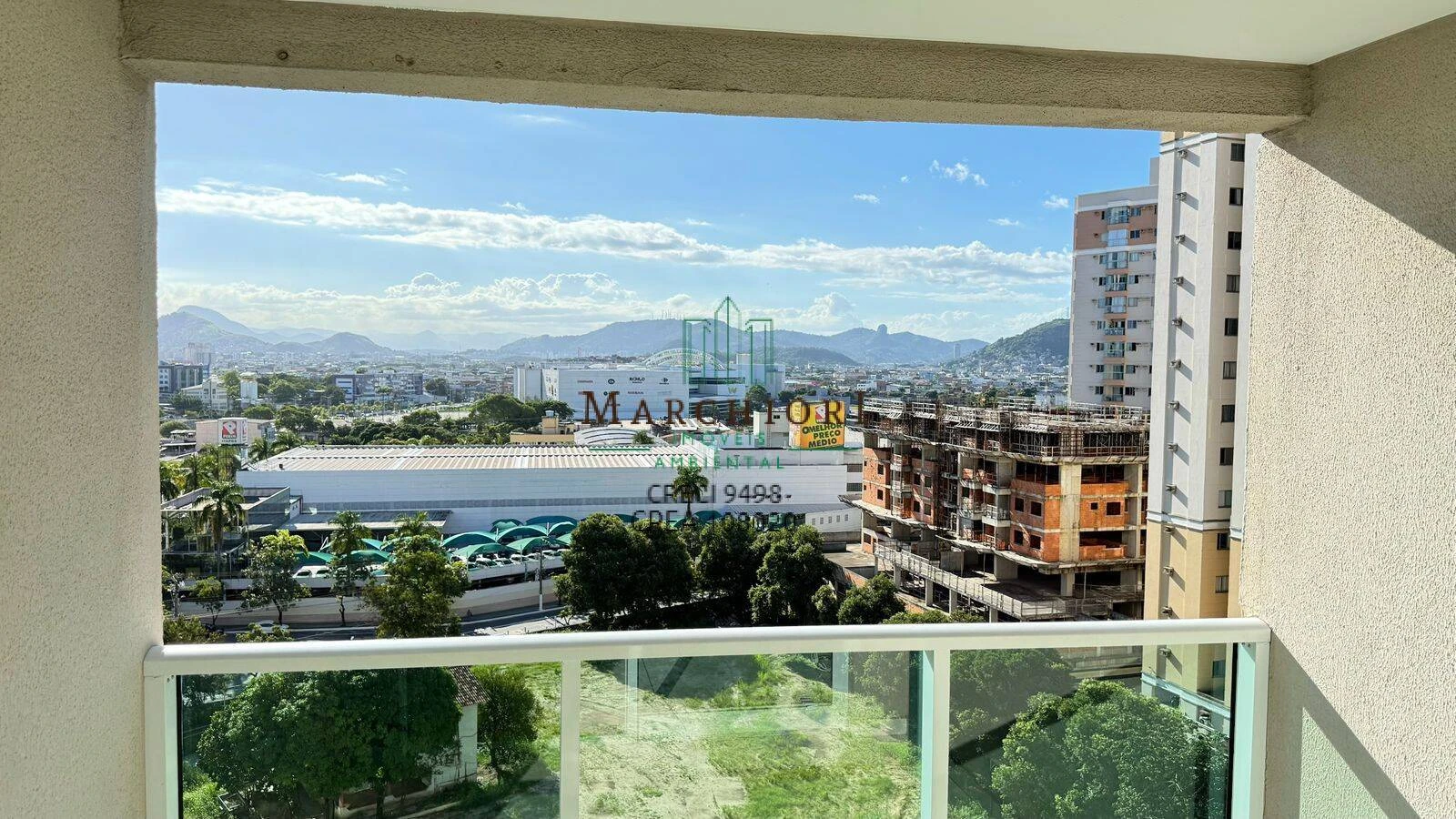 2 quartos, suíte, andar alto. vista mar, 1 vaga