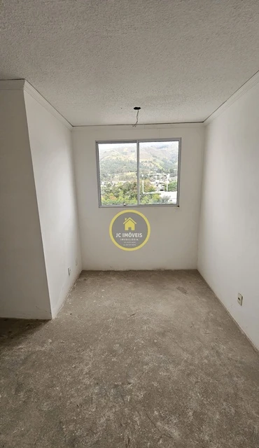JCAP20400 – Apartamento vazio sala e 2 quartos em Nova Iguaçu.