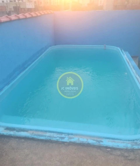 JCCA30027 Boa casa sala, 3 quartos e piscina.