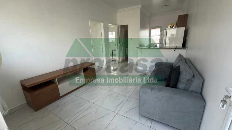 Apartamento Residencial / Parque Dez de Novembro Semi Mobiliado R$ 2.000,00