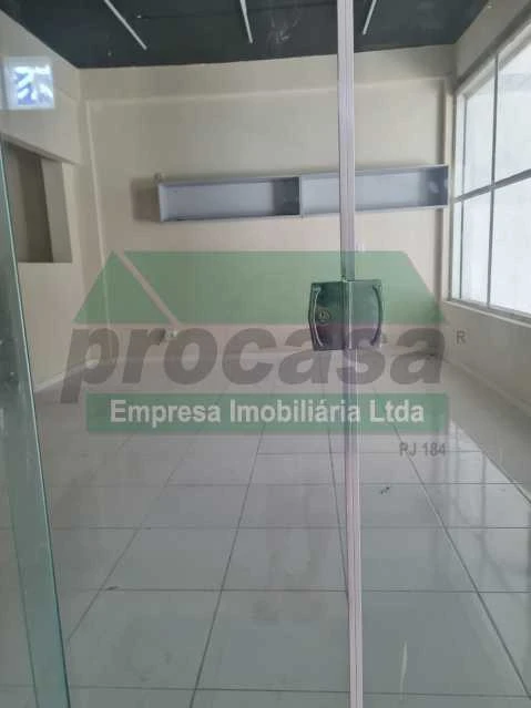 Sala :  / Comercial / Praça 14 de Janeiro