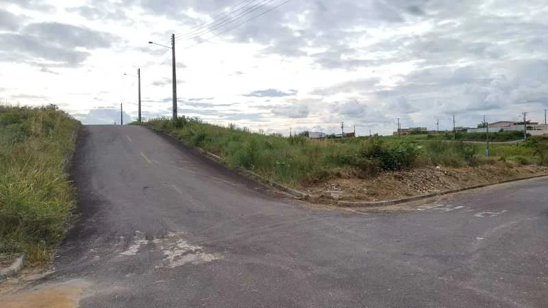 VENDO TERRENO NO IRANDUBA NO RESIDENCIAL AMAZONAS .