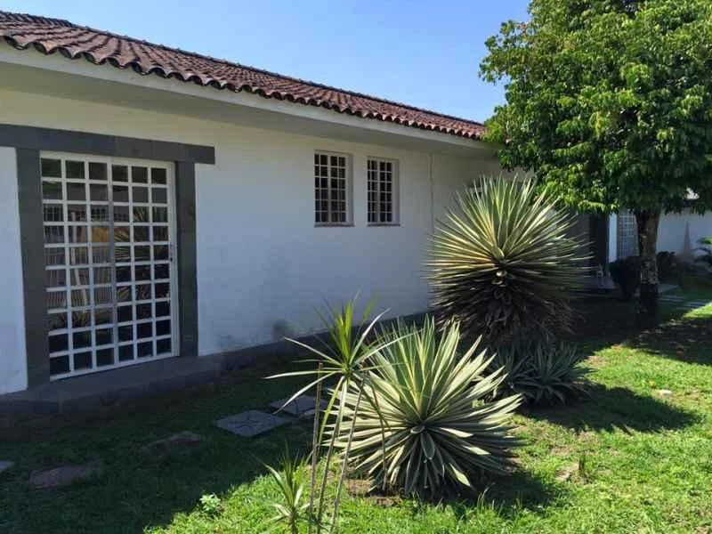 Casa à venda, 810 m² por RS 2.000.000,00 - Parque das Laranjeiras - Manaus-AM