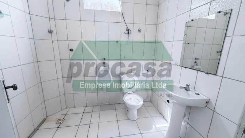Sala Comercial à Locação, 70m² por RS 3.500,00 no Parque Dez de Novembro - Manaus-AM com habite-se