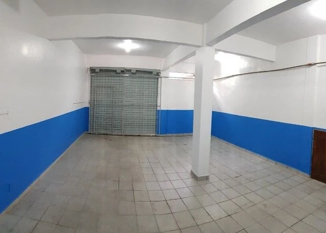 Casa com 2 dormitórios, 300 m² - venda por RS 420.000 ou aluguel por RS 3.500-mês - Parque 10 de Nov
