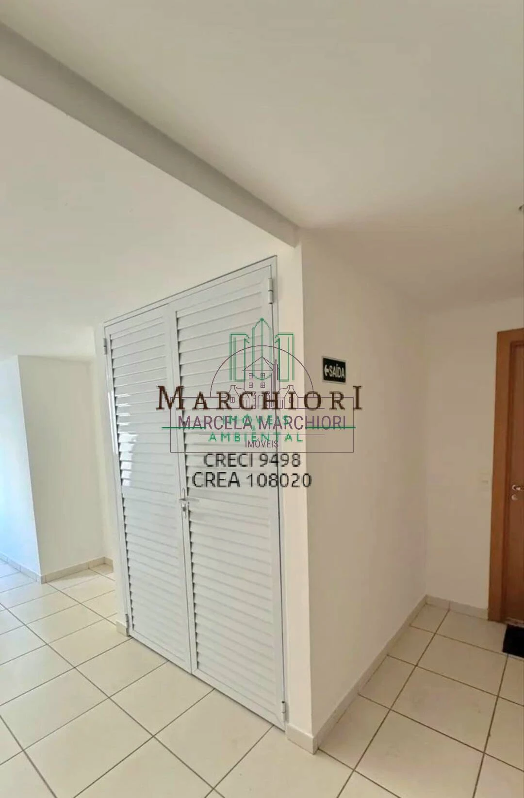 2 quartos, suíte, varanda com fechamento, andar alto