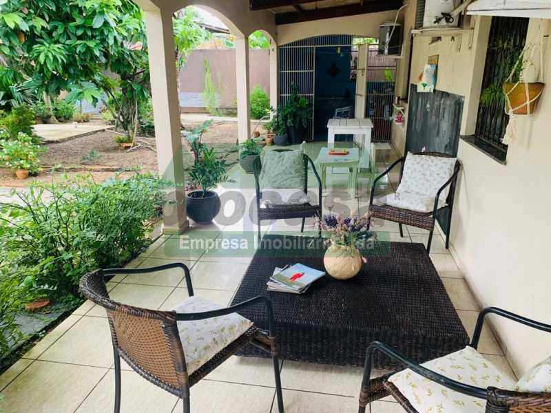 CASA Á VENDA EM MANACAPURU