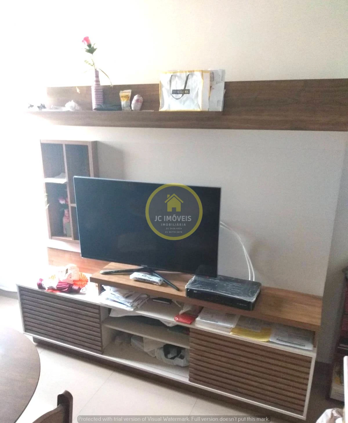 Ótima casa duplex em condomínio.