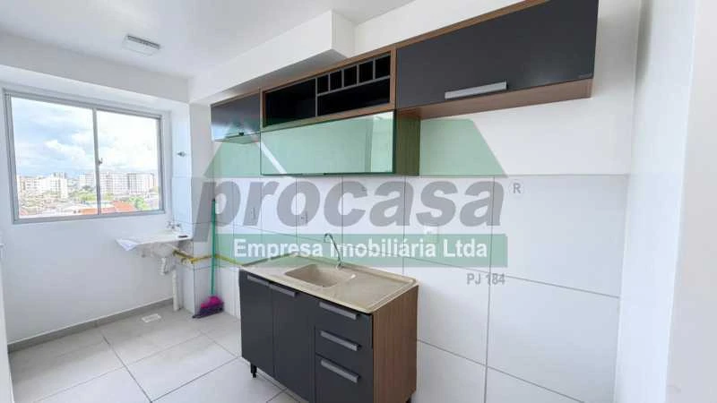 Apartamento para Locação no Condomínio Jardim das Cerejeiras - 3° Andar em Parque 10 de Novembro.