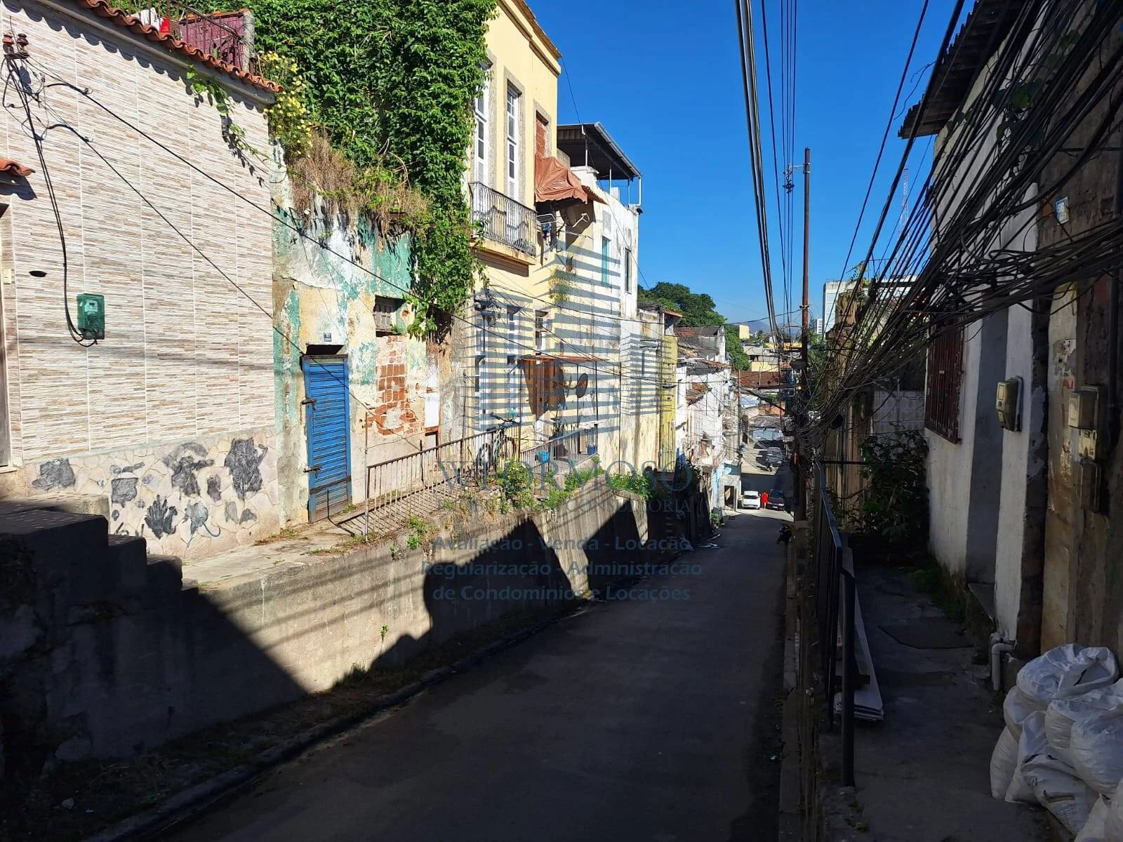 Terreno à venda 220m² na Rua do Monte 53 Gamboa