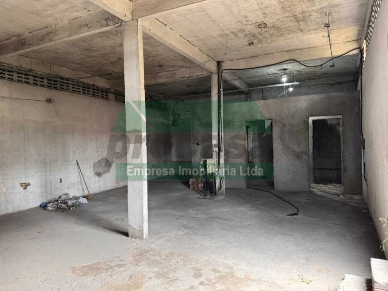 PRÉDIO PARA LOCAÇÃO  / Comercial / 15.000,00 $ Armando Mendes