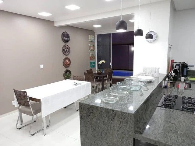 Casa com 3 dormitórios à venda, 275 m² por RS 910.000 - Ponta Negra - Manaus-AM