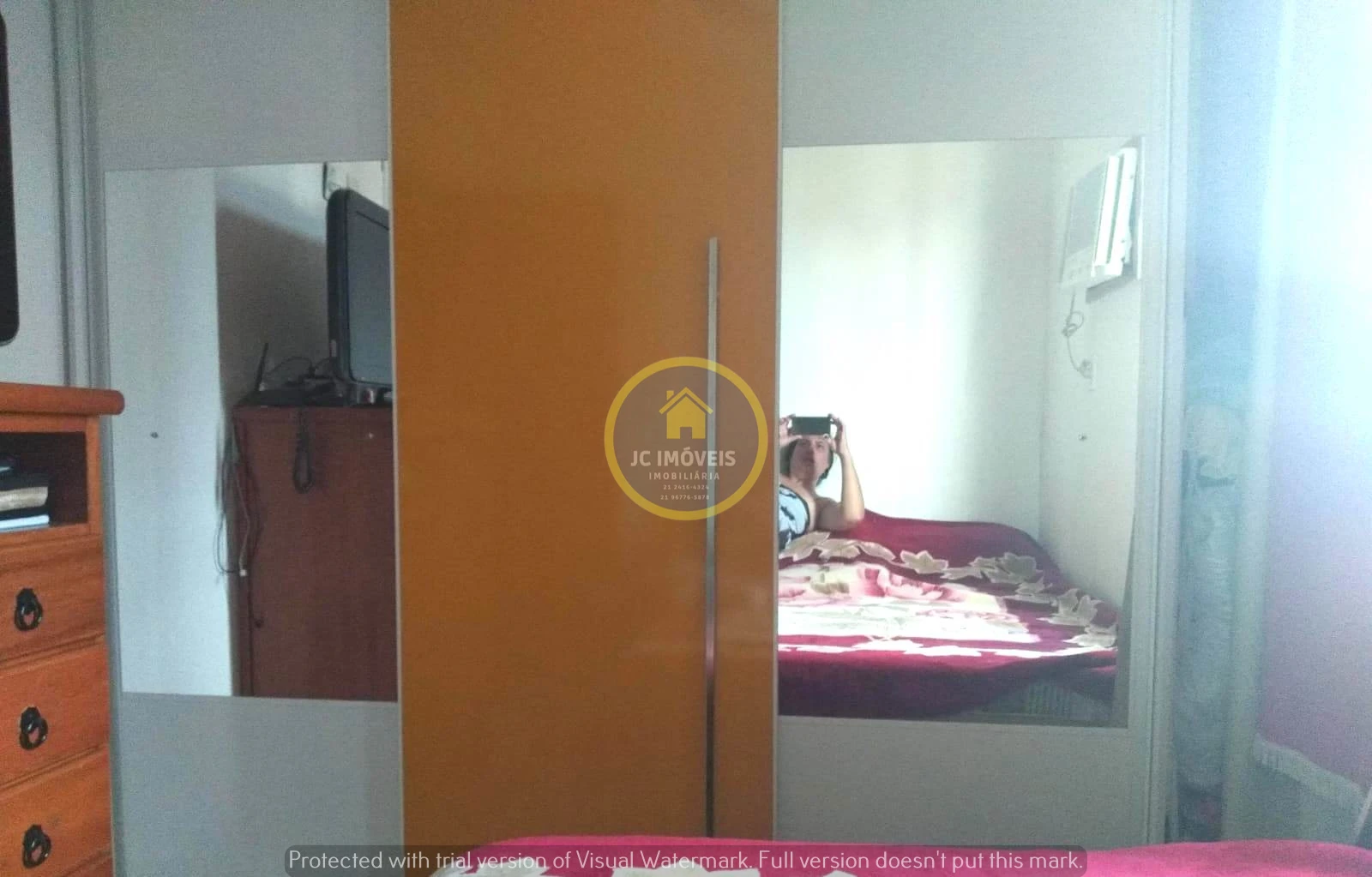 Ótima casa duplex em condomínio.