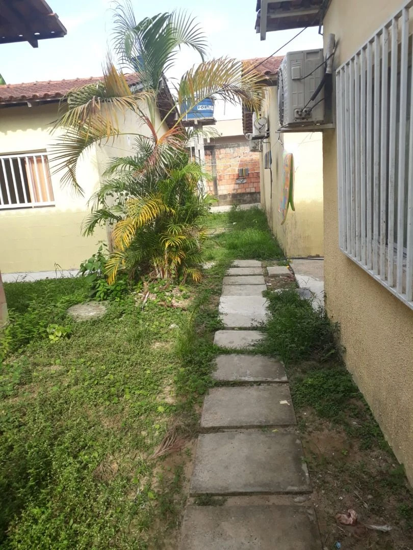 4 casas com 2 dormitórios à venda, por RS 600.000 - Flores - Manaus-AM