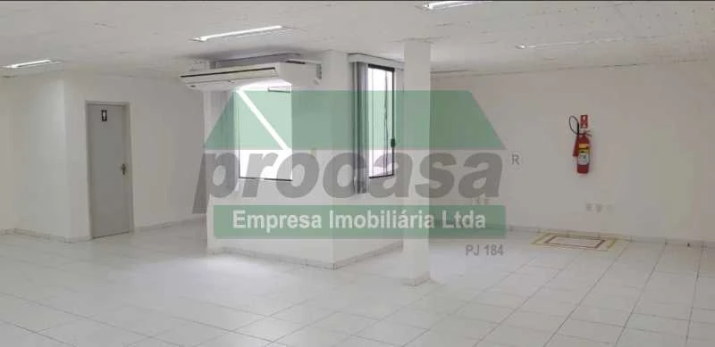 Sala :  / Comercial / Parque Dez de Novembro