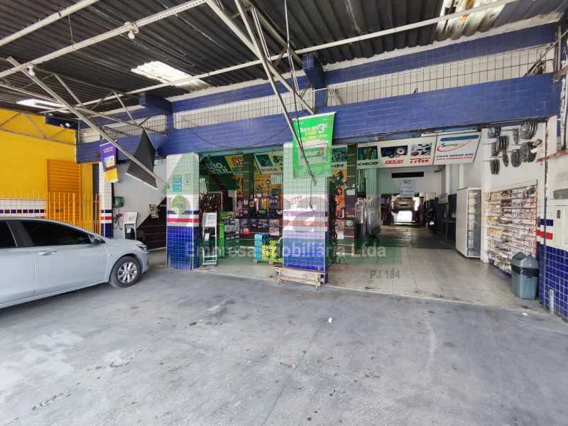Aluga-se Excelente Ponto Comercial, Galpão e Estacionamento em localização comercial movimentada