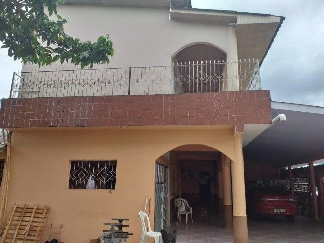 Linda casa com 5 quartos à venda, 300 m² por RS 1.200.000 - Parque 10 de Novembro - Manaus-AM