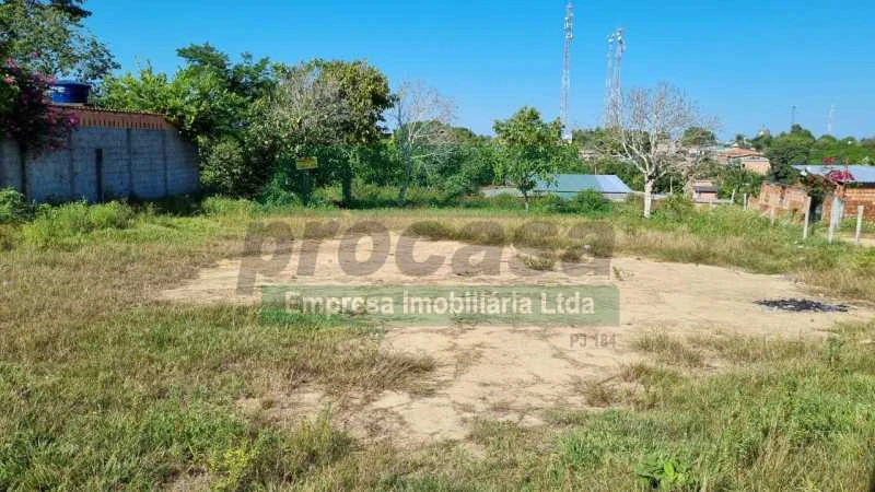 Oportunidade única: 4 lotes de 200m² em região em crescimento