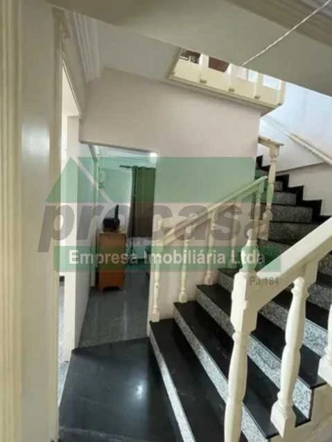 Apartamento - Duplex / Residencial / Parque Dez de Novembro